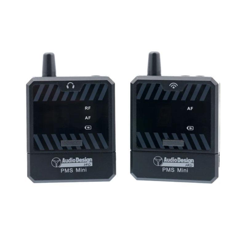 Sistema AudioDesign PMS Mini con doppio trasmettitore e ricevitore, display LED e design compatto nero.
