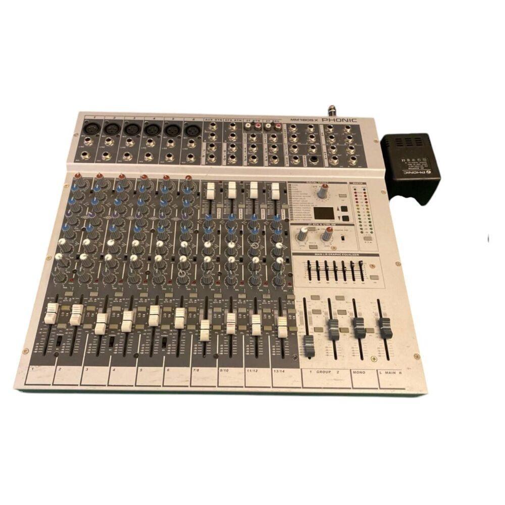 Mixer audio Phonic MM1805X con 18 canali, controlli EQ e fader scorrevoli.