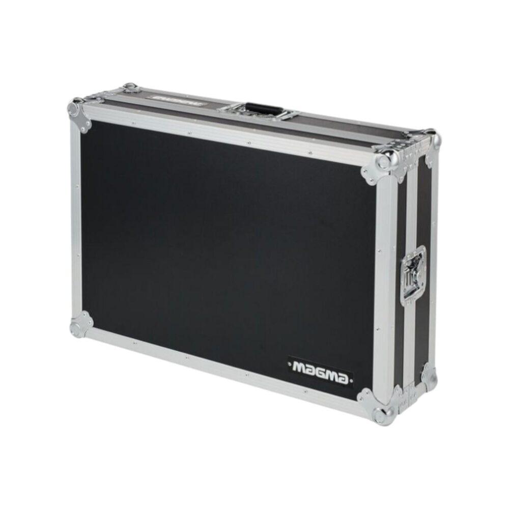 flight case Magma DJ-Controller Case XDJ-RX3 chiusa, con finitura nera e profili in alluminio argentato