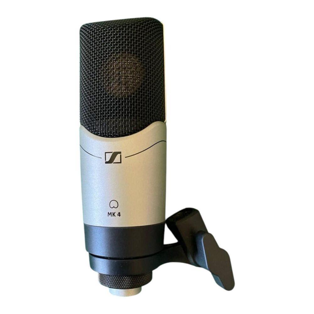 microfono a condensatore Sennheiser MK4 con supporto da studio