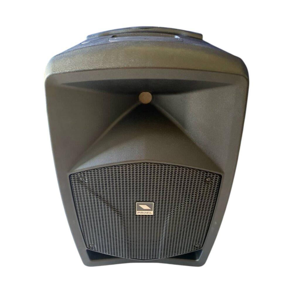 Cassa amplificata portatile Proel con griglia frontale e logo centrale