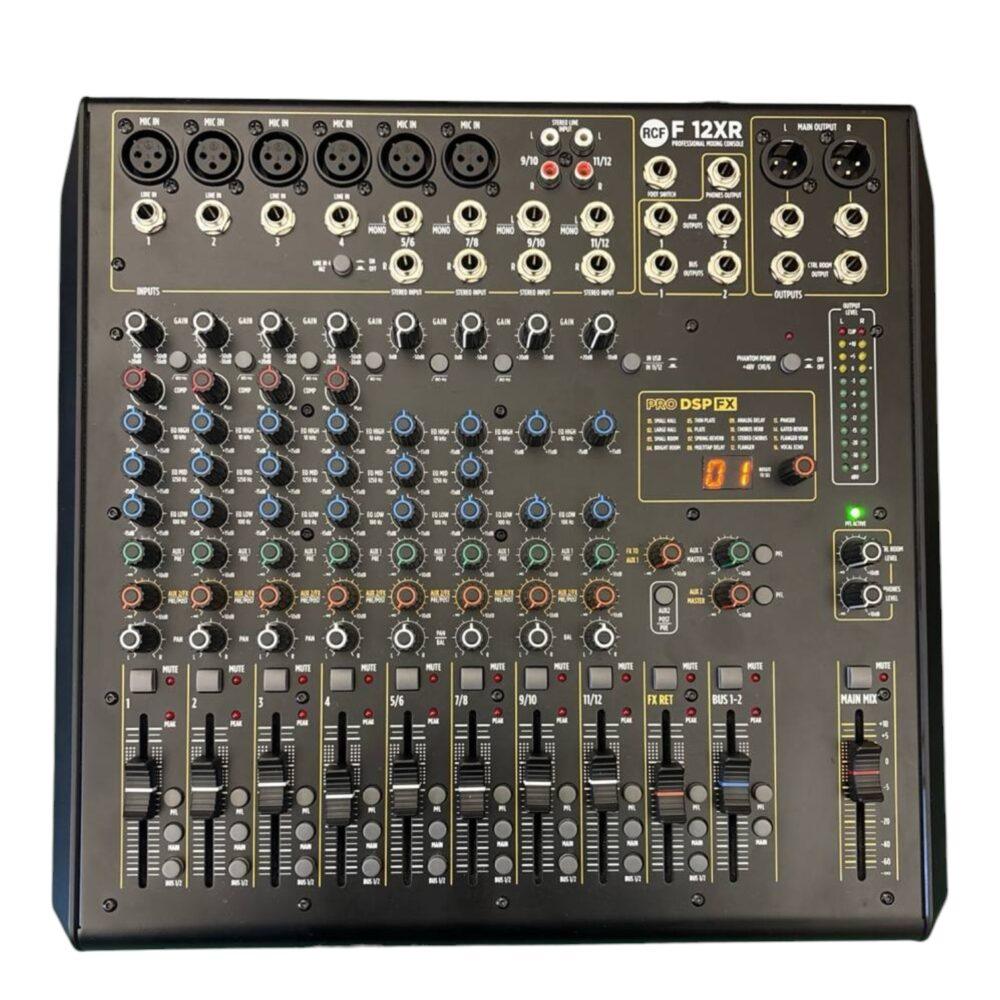 Mixer analogico RCF F 12XR con ingressi XLR, manopole, fader e sezione effetti DSP